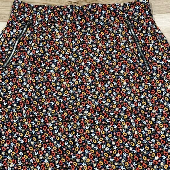 Le Lis Floral Skirt Women’s Medium - Picture 2 of 4